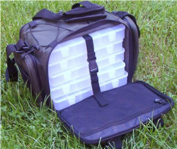 Spinnertasche Iron Claw Small, incl. 5 Boxen