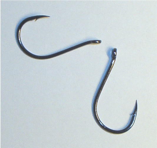 Karpfenhaken Typ 628, schwarz, 10 Stück, Größe 02